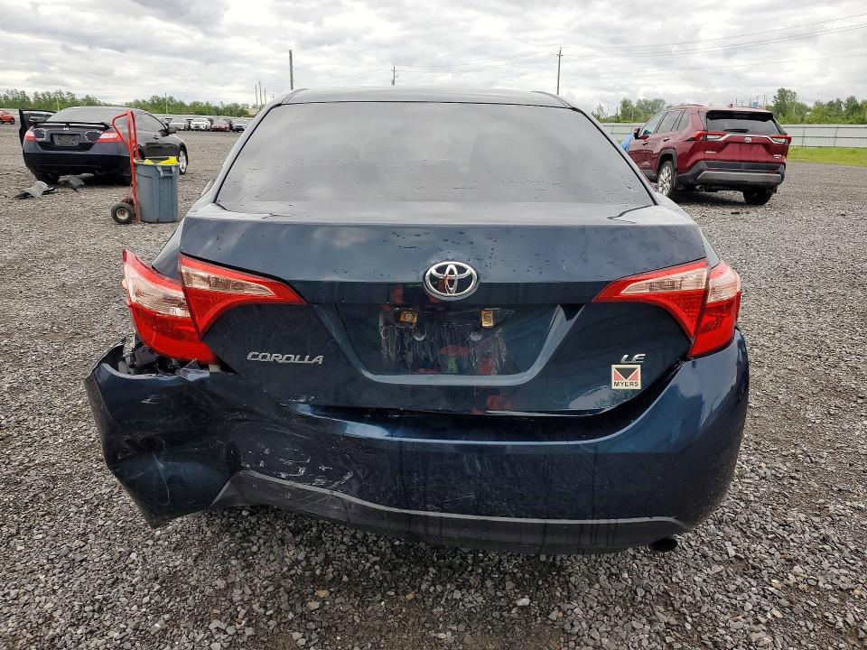 57194396 :رقم المزاد ، 2T1BURHE1JC096875 vin ، 2018 Toyota Corolla مزاد بيع