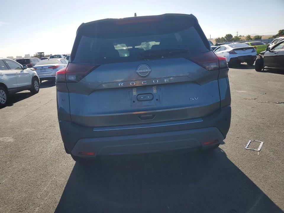 56268076 :رقم المزاد ، 5N1BT3BA0NC694049 vin ، 2022 Nissan Rogue مزاد بيع