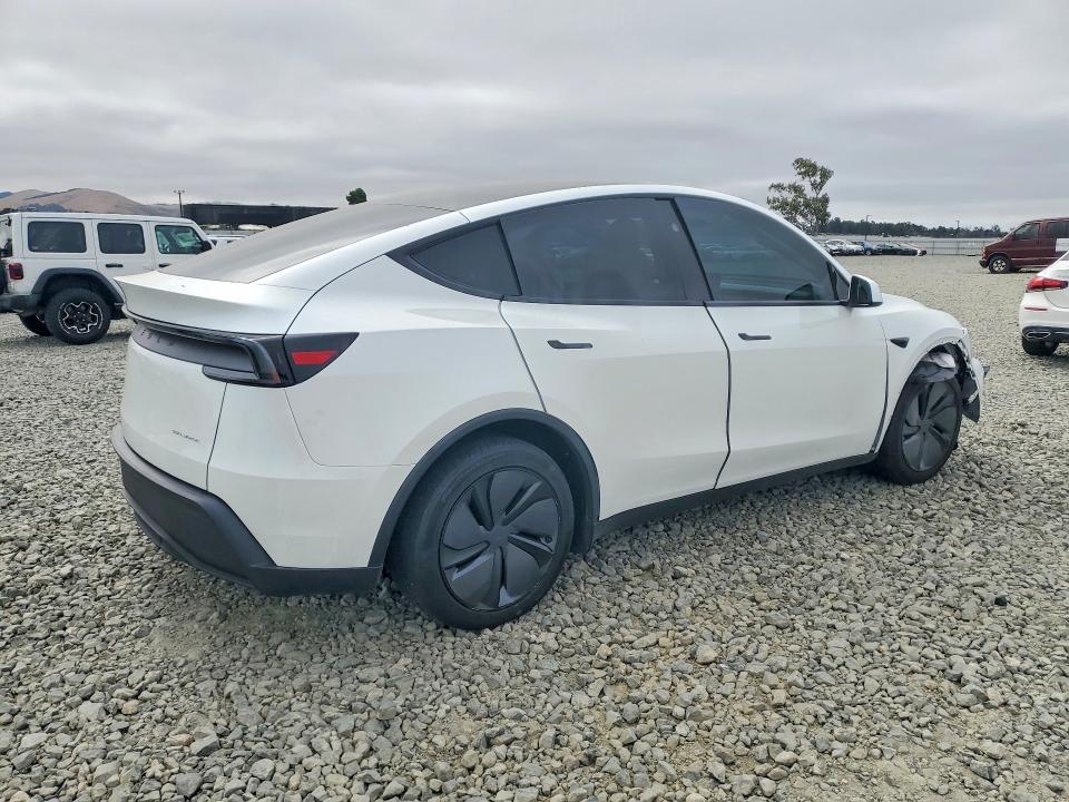57082746 :رقم المزاد ، 7SAYGDEE6TF454045 vin ، 2026 Tesla Model Y مزاد بيع