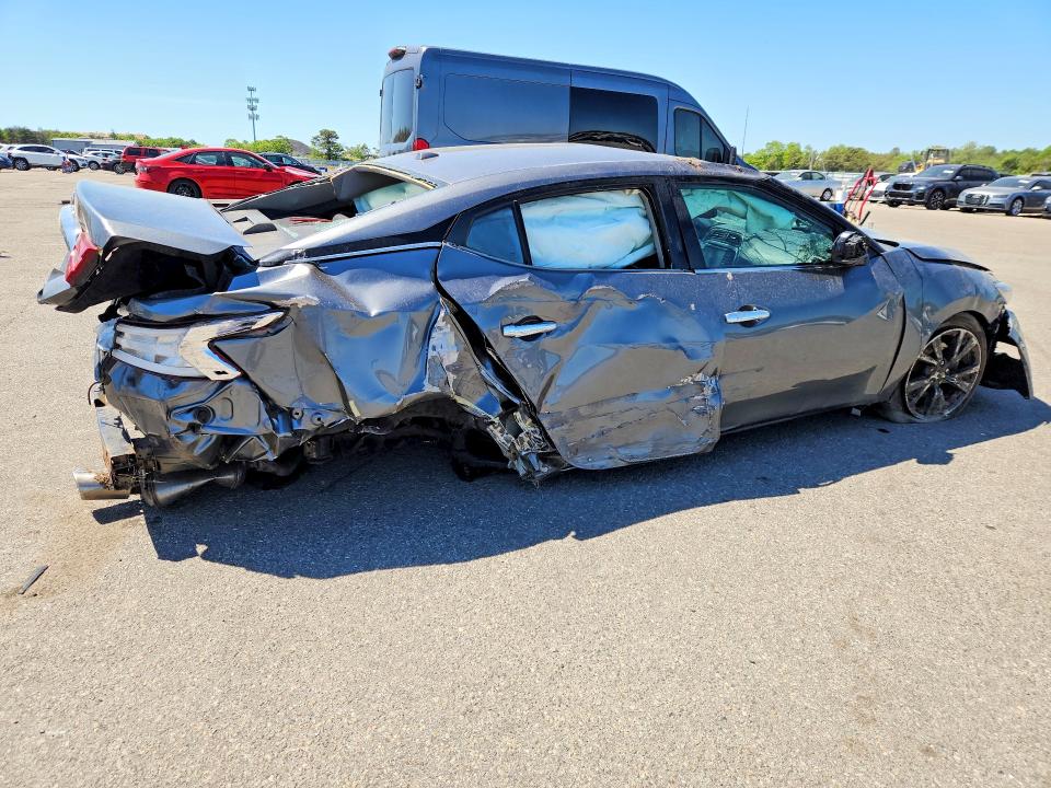 56031826 :رقم المزاد ، 1N4AA6AP5HC438383 vin ، 2017 Nissan Maxima مزاد بيع