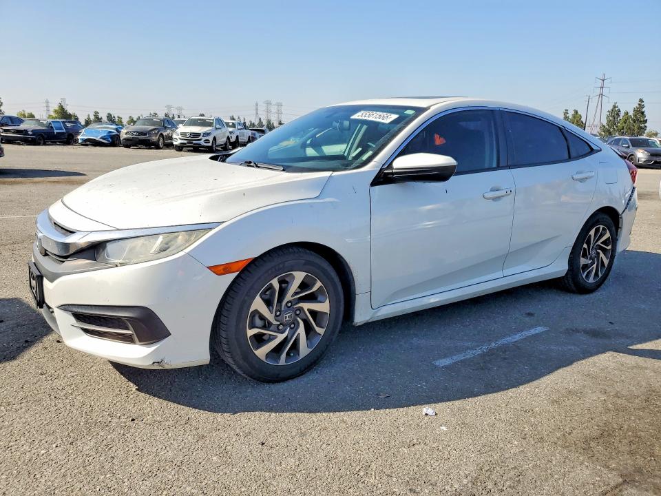 2018 Honda Civic მანქანა იყიდება აუქციონზე, vin: 2HGFC2F7XJH528385, აუქციონის ნომერი: 55561566
