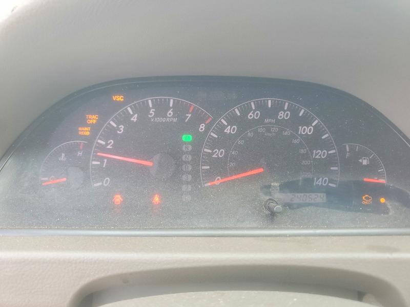 2005 Toyota Camry მანქანა იყიდება აუქციონზე, vin: 4T1BF30K65U614251, აუქციონის ნომერი: 57526496
