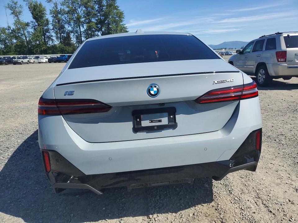 55731676 :رقم المزاد ، WBY33HG00TCX47785 vin ، 2026 Bmw I5 مزاد بيع