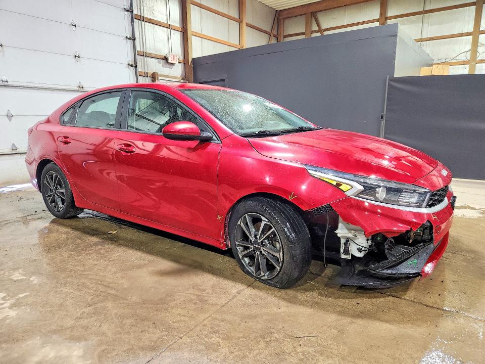 2023 Kia Forte მანქანა იყიდება აუქციონზე, vin: 3KPF24AD3PE527559, აუქციონის ნომერი: 57744656