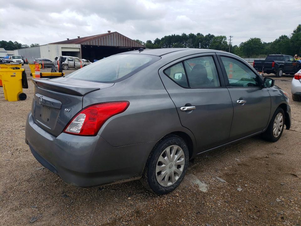 57875006 :رقم المزاد ، 3N1CN7AP7HL850471 vin ، 2017 Nissan Versa مزاد بيع