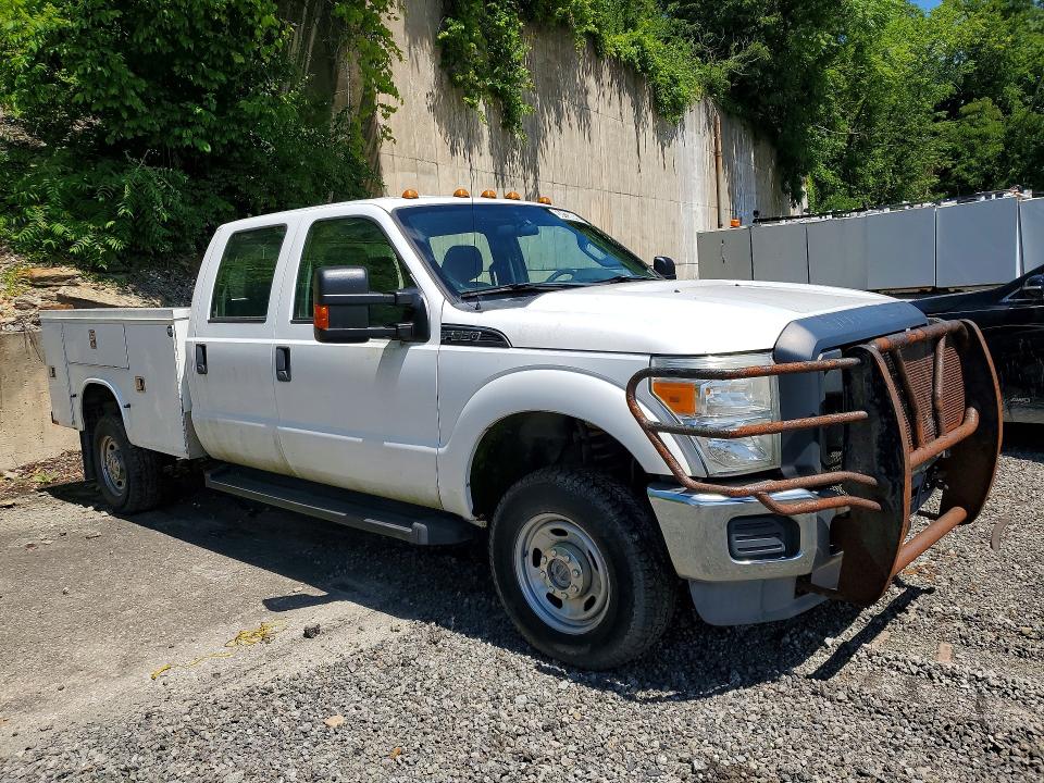 58423806 :رقم المزاد ، 1FT8W3B6XEEA10047 vin ، 2014 Ford F350 مزاد بيع