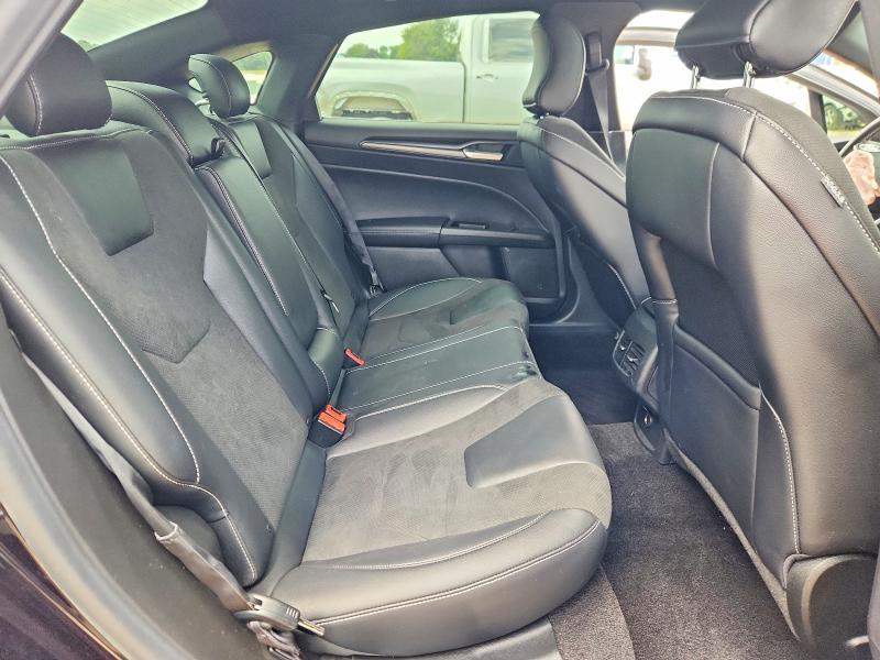 59004996 :رقم المزاد ، 3FA6P0VP1KR101987 vin ، 2019 Ford Fusion مزاد بيع