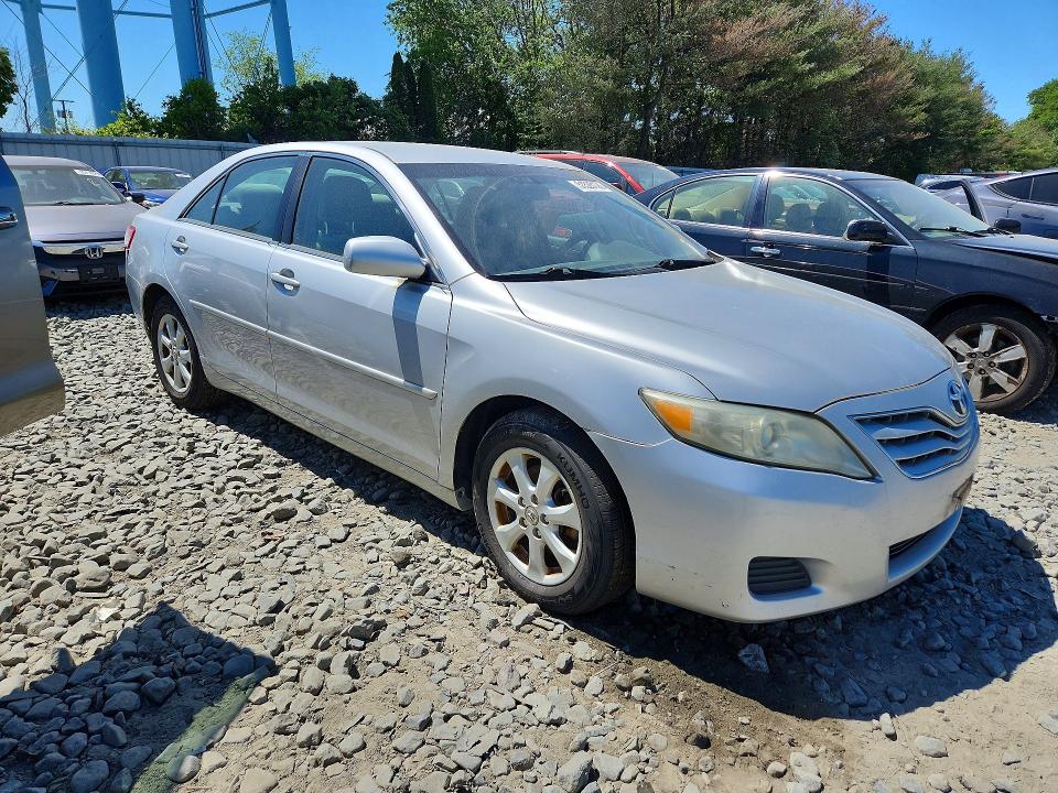 2011 Toyota Camry მანქანა იყიდება აუქციონზე, vin: 4T1BF3EK2BU734939, აუქციონის ნომერი: 51528126