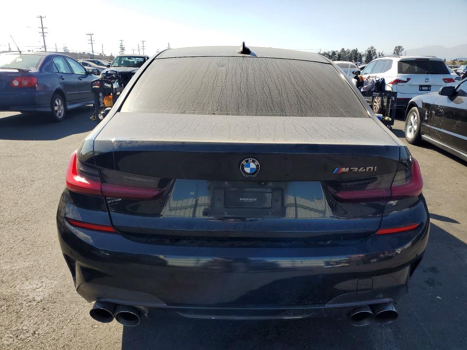 56525916 :رقم المزاد ، 3MW5U7J02N8C22972 vin ، 2022 Bmw M340i مزاد بيع
