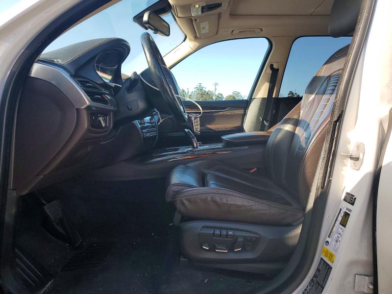 58138516 :رقم المزاد ، 5UXKR0C55F0K66482 vin ، 2015 Bmw X5 مزاد بيع