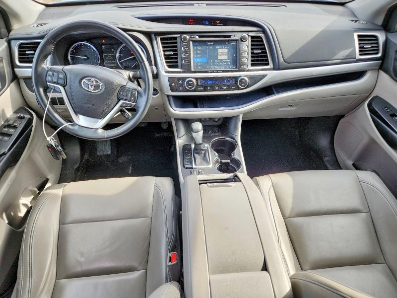 2017 Toyota Highlander მანქანა იყიდება აუქციონზე, vin: 5TDJZRFH3HS518754, აუქციონის ნომერი: 55723886
