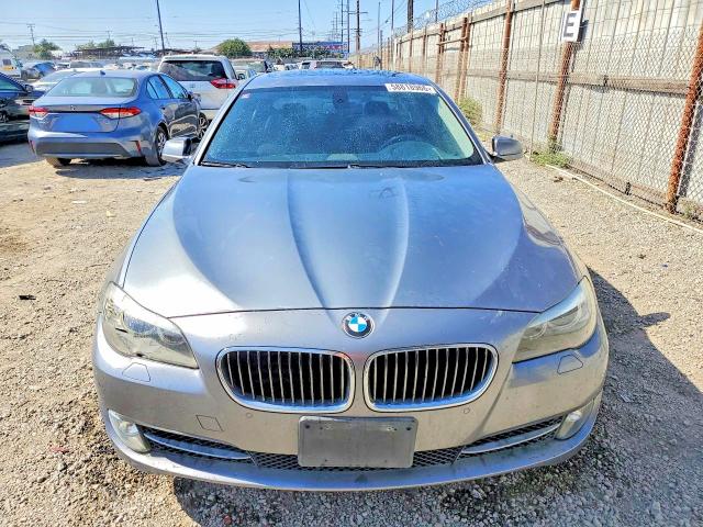 2011 Bmw 535 მანქანა იყიდება აუქციონზე, vin: WBAFR7C55BC804552, აუქციონის ნომერი: 58818966