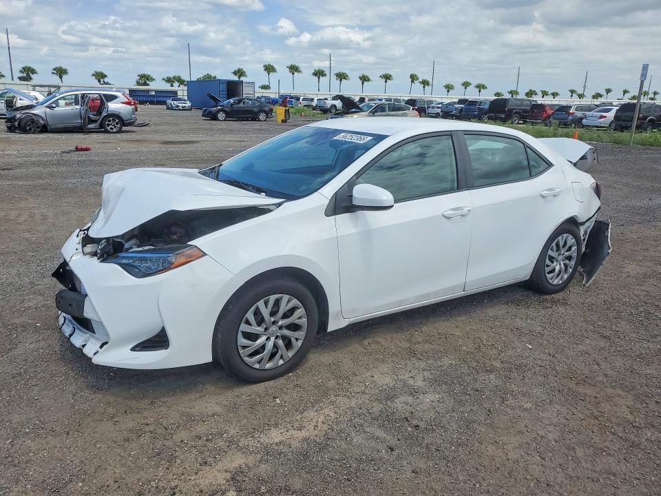 Auction sale of the 2018 Toyota Corolla, vin: 2T1BURHEXJC029126, lot number: 56252366