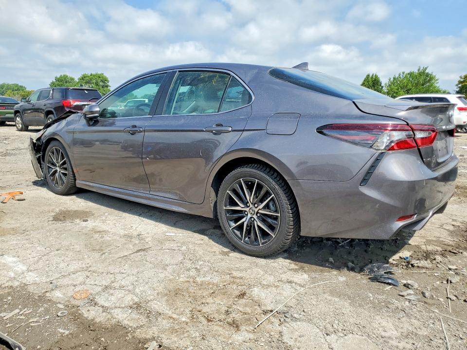 58335196 :رقم المزاد ، 4T1T11BK3PU083114 vin ، 2023 Toyota Camry مزاد بيع