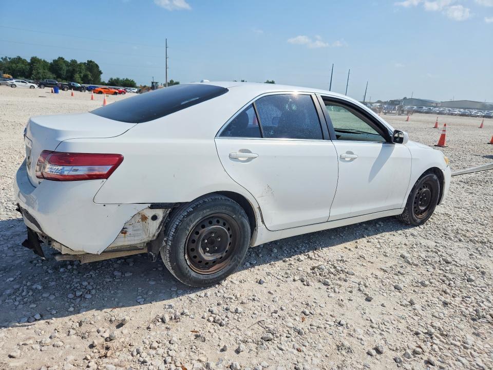 58516726 :رقم المزاد ، 4T1BF3EK5AU568818 vin ، 2010 Toyota Camry مزاد بيع
