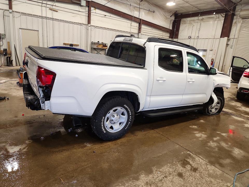 56654866 :رقم المزاد ، 3TMCZ5AN5NM505465 vin ، 2022 Toyota Tacoma مزاد بيع