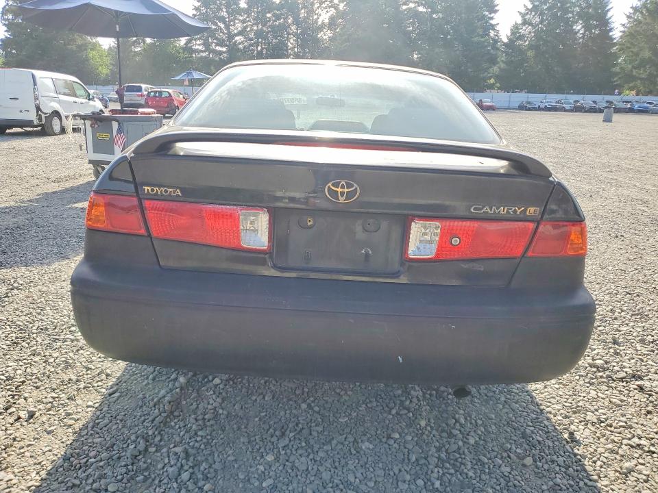 2000 Toyota Camry მანქანა იყიდება აუქციონზე, vin: JT2BG22K9Y0518983, აუქციონის ნომერი: 58597096