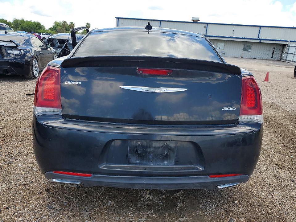 57785666 :رقم المزاد ، 2C3CCAAG4JH231555 vin ، 2018 Chrysler 300 مزاد بيع