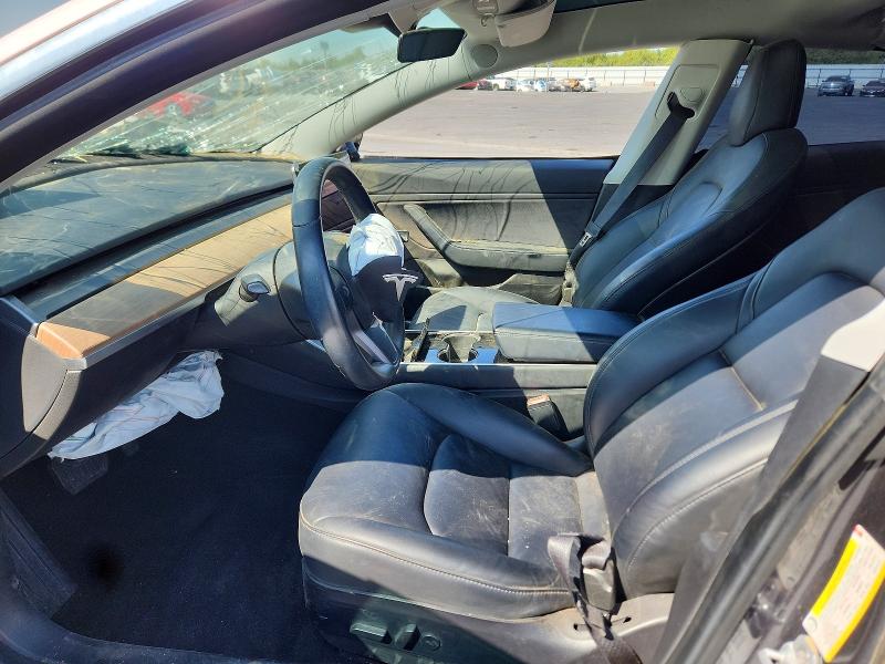 58951306 :رقم المزاد ، 5YJ3E1EAXJF158631 vin ، 2018 Tesla Model 3 مزاد بيع