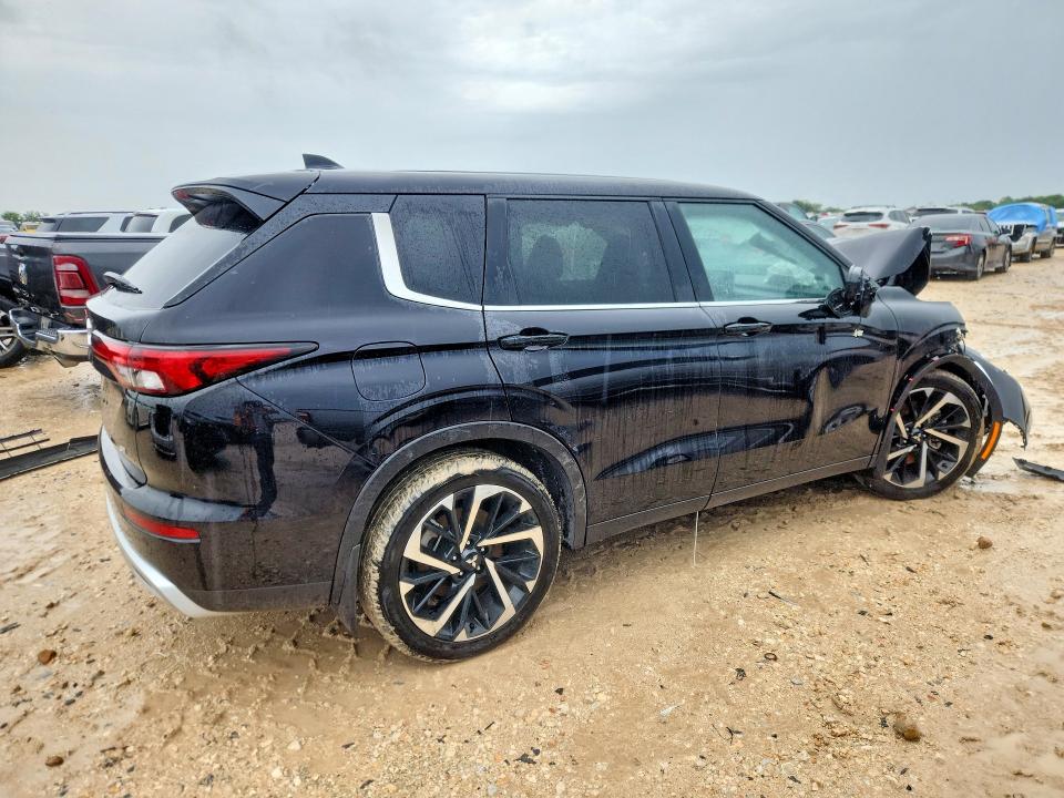 Продажа на аукционе авто 2024 Mitsubishi Outlander, vin: JA4J3VA81RZ018104, номер лота: 57505206