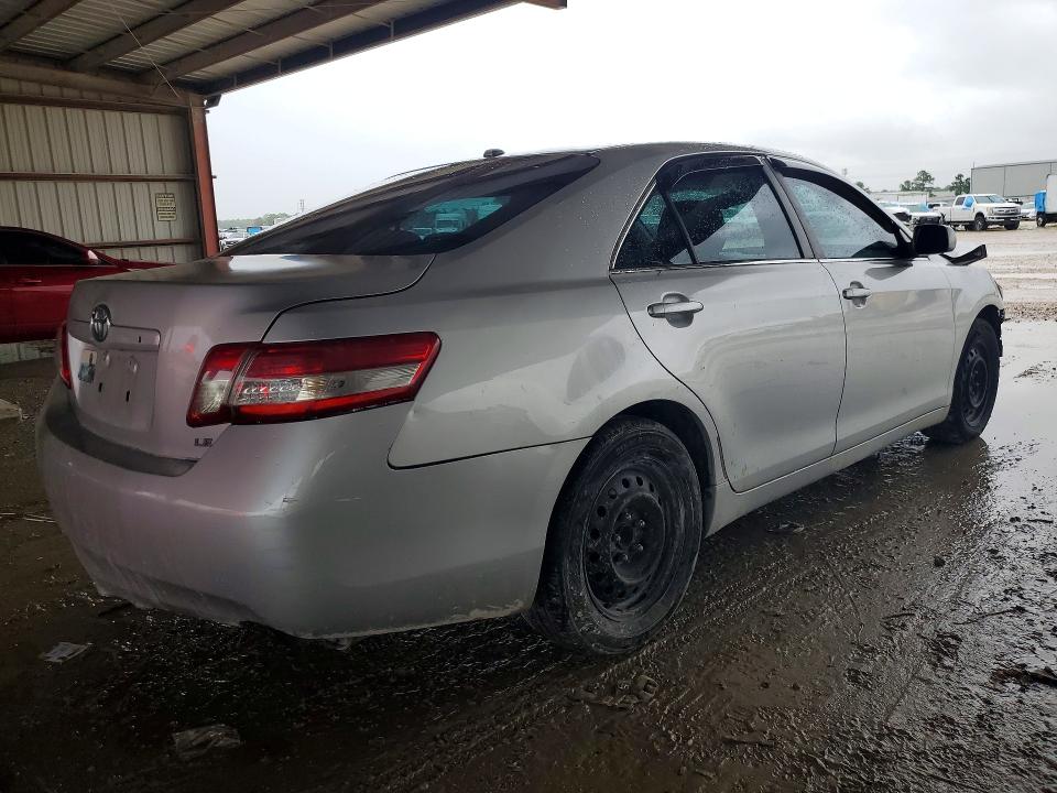 57783946 :رقم المزاد ، 4T1BF3EK7AU528479 vin ، 2010 Toyota Camry مزاد بيع