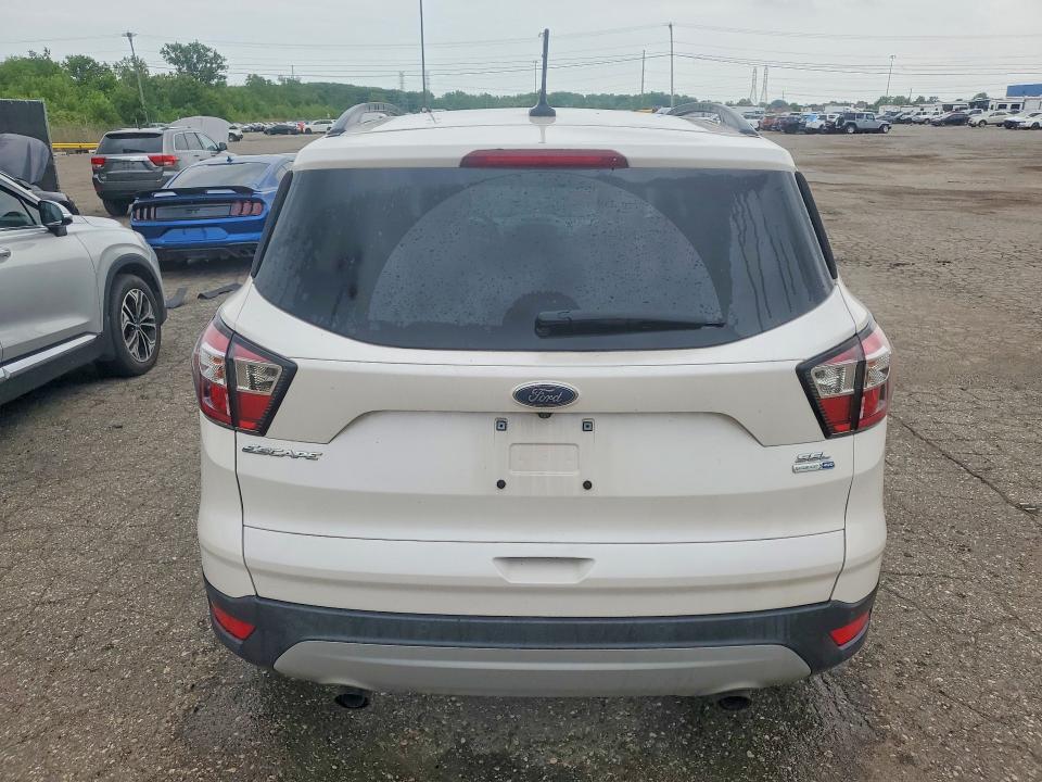 Продаж на аукціоні авто 2018 Ford Escape, vin: 1FMCU9HD9JUB27493, номер лоту: 56889996