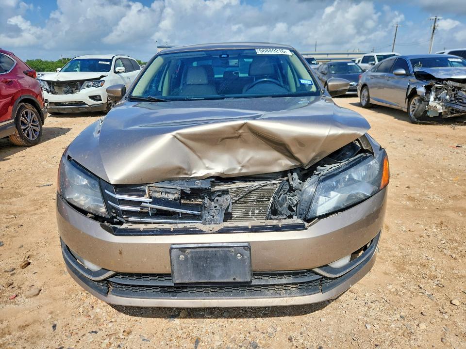 2015 Volkswagen Passat მანქანა იყიდება აუქციონზე, vin: 1VWCV7A36FC048512, აუქციონის ნომერი: 56889216