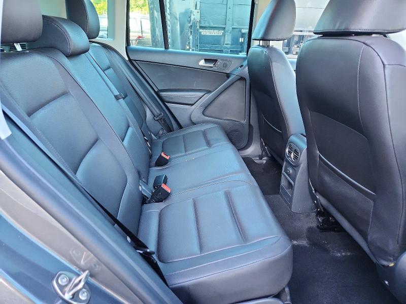 Продажа на аукционе авто 2016 Volkswagen Tiguan, vin: WVGBV7AX0GW616198, номер лота: 55256026