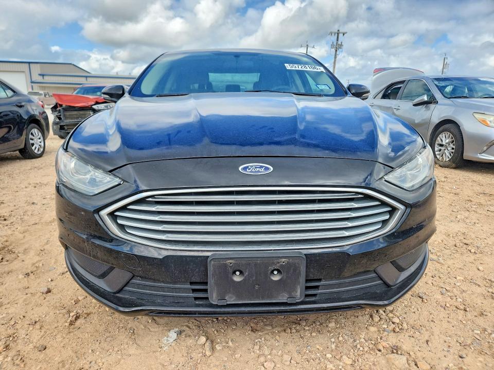 Продажа на аукционе авто 2017 Ford Fusion, vin: 3FA6P0LU2HR246537, номер лота: 55728106