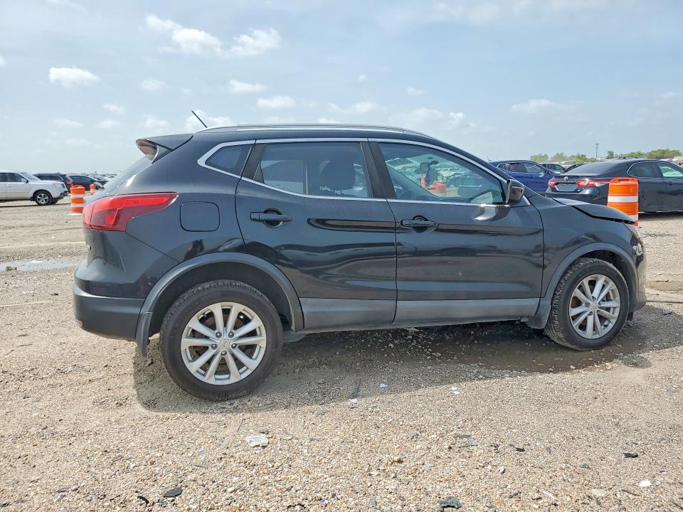 2017 Nissan Rogue Sport მანქანა იყიდება აუქციონზე, vin: JN1BJ1CP1HW004350, აუქციონის ნომერი: 57571606