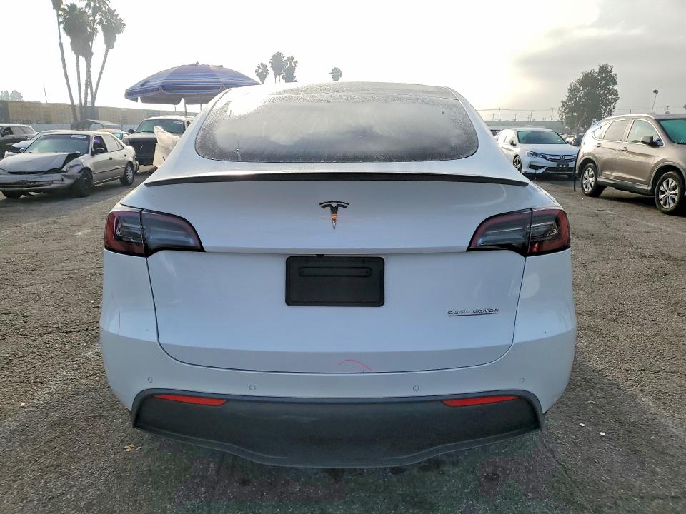 2022 Tesla Model Y მანქანა იყიდება აუქციონზე, vin: 7SAYGDEF8NF488743, აუქციონის ნომერი: 53998696