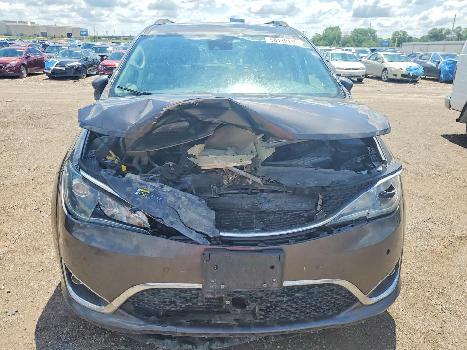 Продажа на аукционе авто 2019 Chrysler Pacifica, vin: 2C4RC1FGXKR561825, номер лота: 58110416