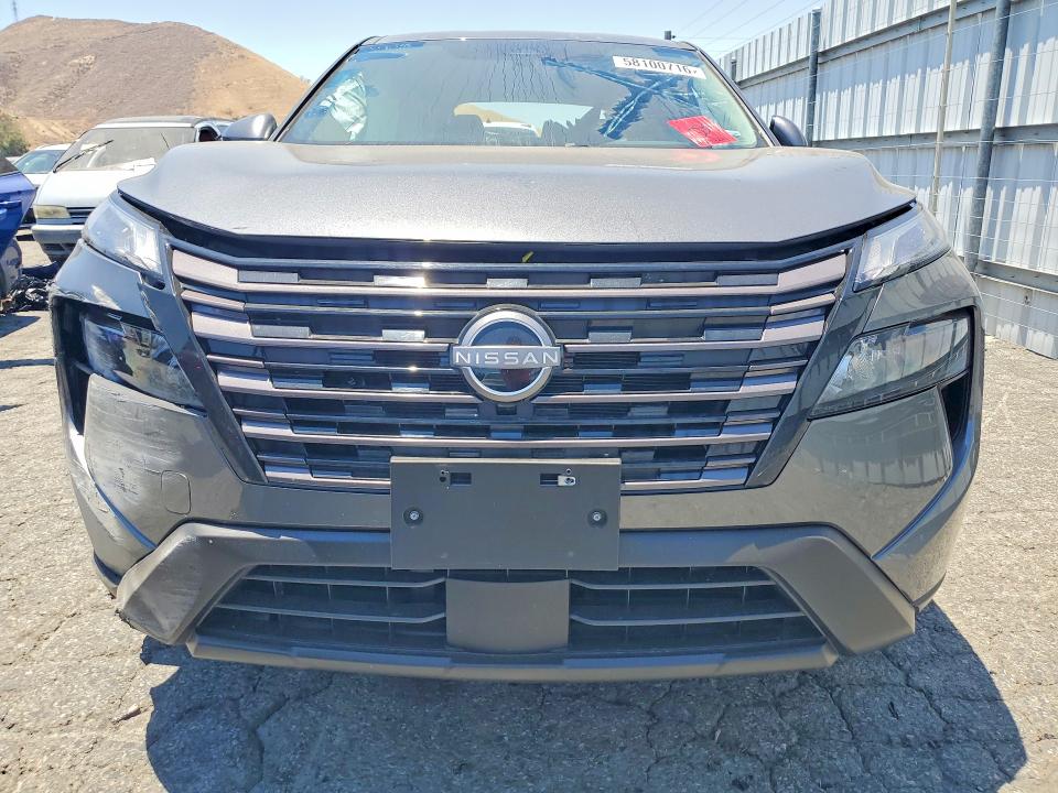 58100716 :رقم المزاد ، 5N1BT3BA3TC775317 vin ، 2026 Nissan Rogue مزاد بيع