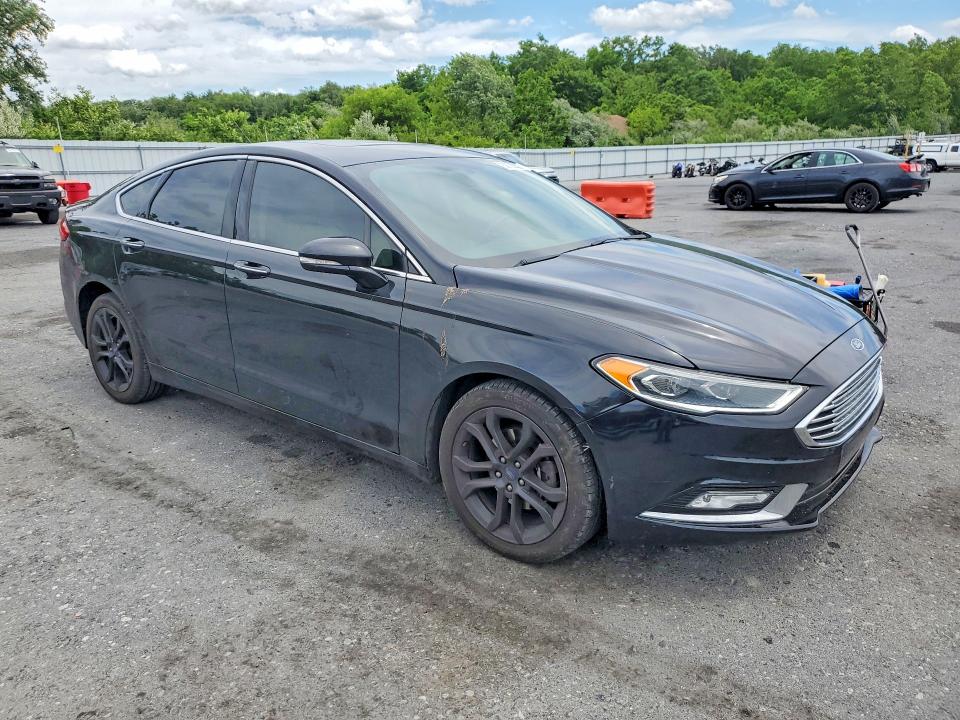 58022226 :رقم المزاد ، 3FA6P0D91JR212203 vin ، 2018 Ford Fusion مزاد بيع