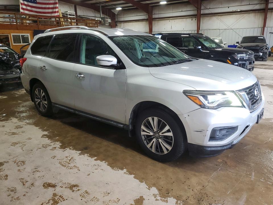 56591546 :رقم المزاد ، 5N1DR2MNXHC606162 vin ، 2017 Nissan Pathfinder مزاد بيع