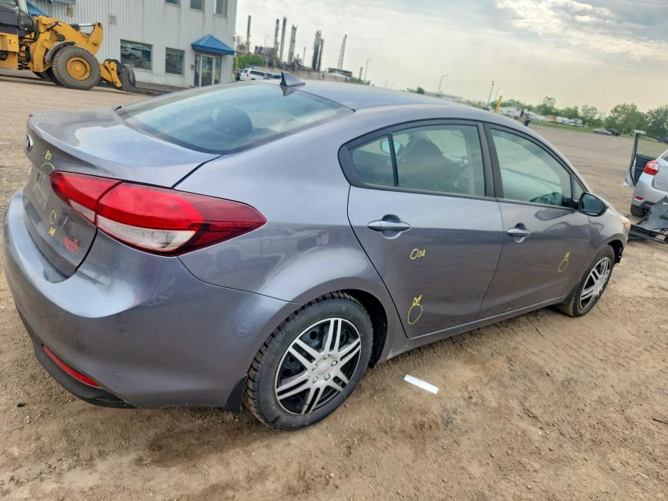 2018 Kia Forte მანქანა იყიდება აუქციონზე, vin: 3KPFK4A77JE259326, აუქციონის ნომერი: 56787826