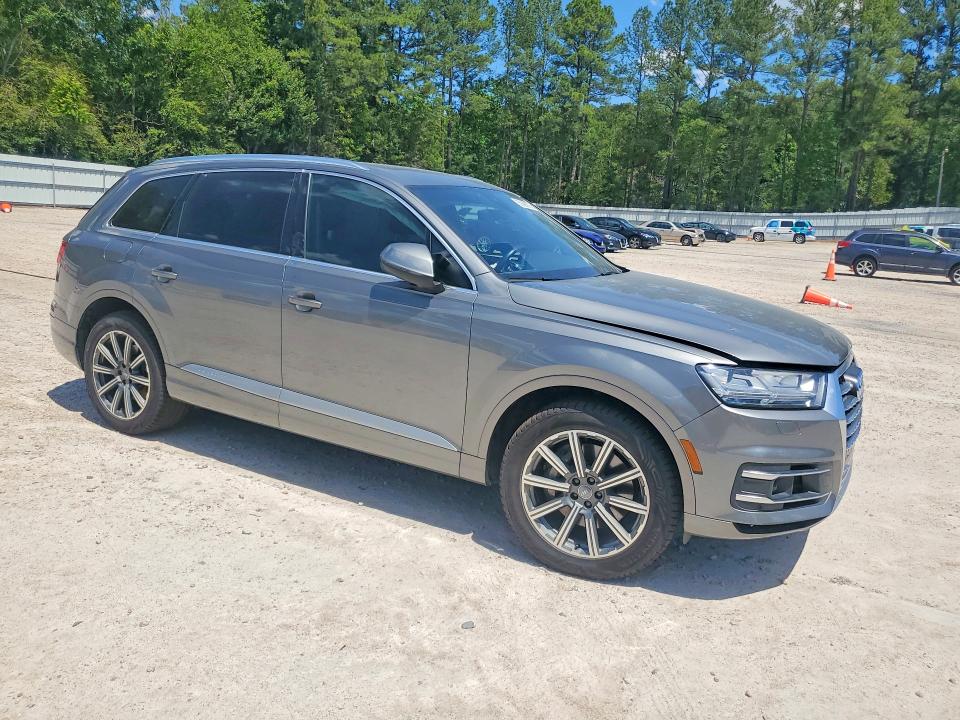 Продажа на аукционе авто 2017 Audi Q7, vin: WA1LAAF78HD026994, номер лота: 55696076