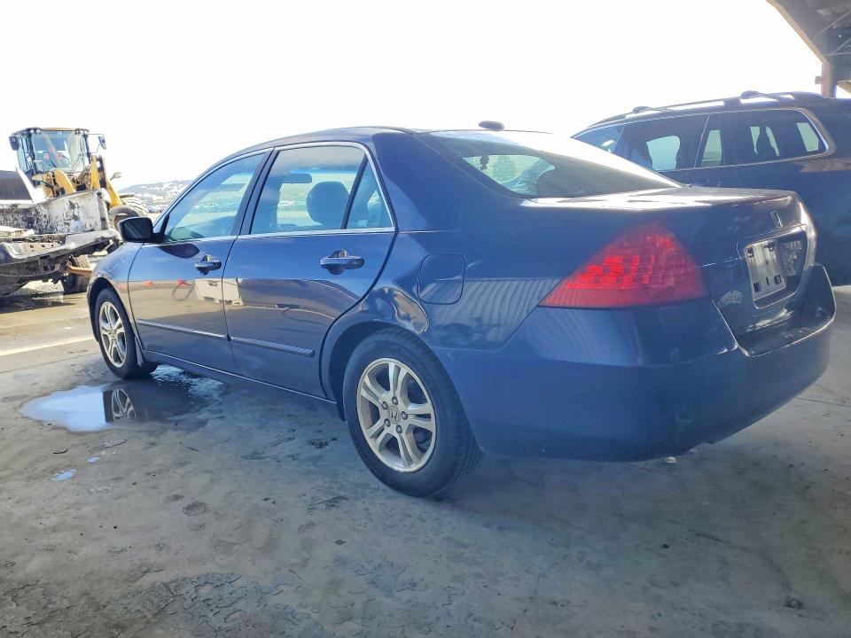 56108326 :رقم المزاد ، 1HGCM56827A139015 vin ، 2007 Honda Accord مزاد بيع