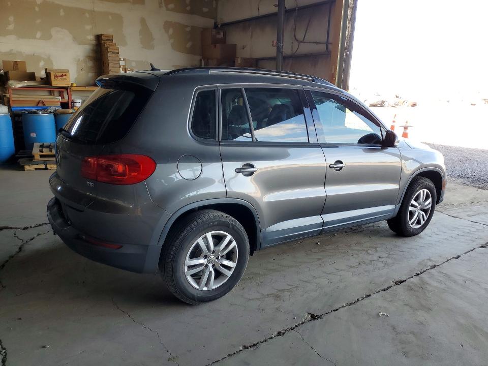 2016 Volkswagen Tiguan მანქანა იყიდება აუქციონზე, vin: WVGAV7AX1GW603004, აუქციონის ნომერი: 58148916