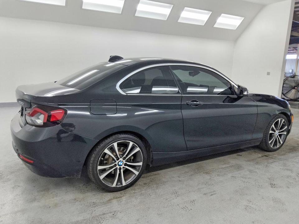 54112956 :رقم المزاد ، WBA2H9C34HV987015 vin ، 2017 Bmw 230xi مزاد بيع
