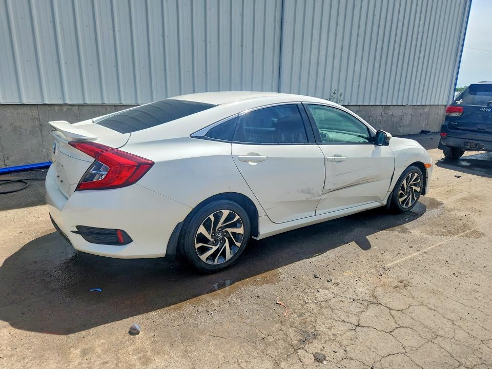 Продажа на аукционе авто 2016 Honda Civic, vin: 2HGFC2F77GH005995, номер лота: 57479486
