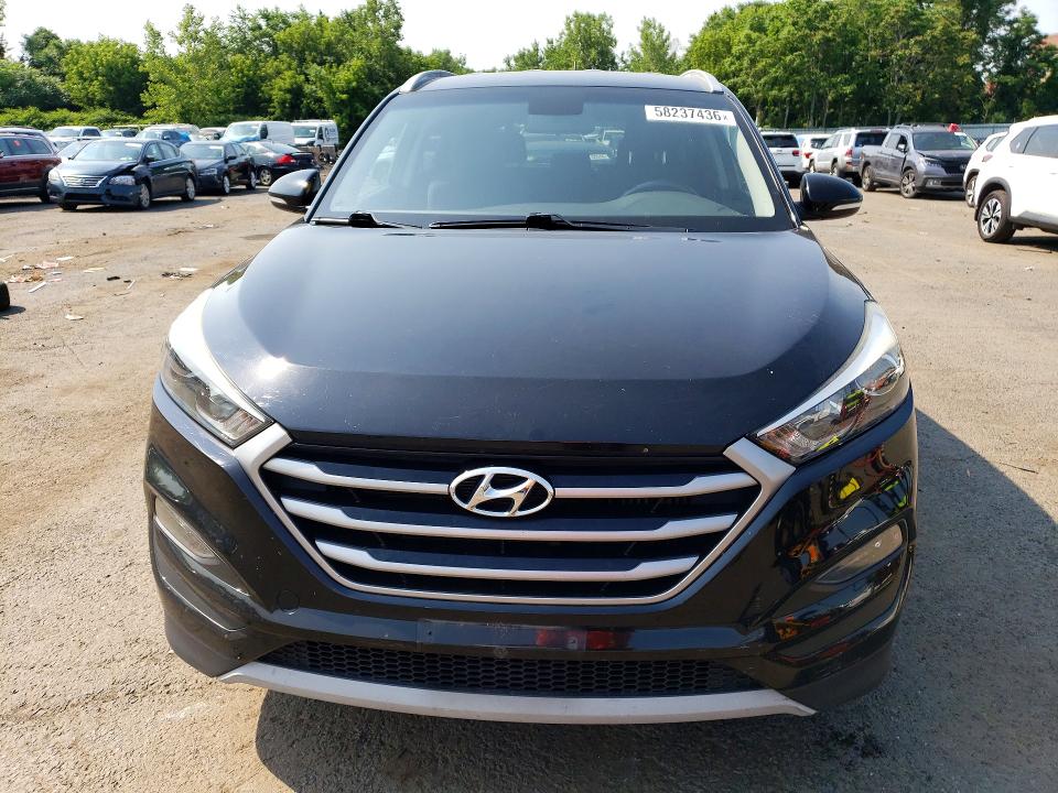 58237436 :رقم المزاد ، KM8J3CA20HU302045 vin ، 2017 Hyundai Tucson مزاد بيع