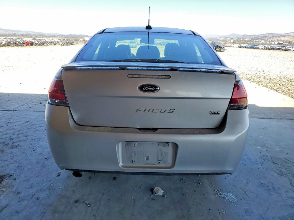 55766546 :رقم المزاد ، 1FAHP3GN2AW281689 vin ، 2010 Ford Focus مزاد بيع