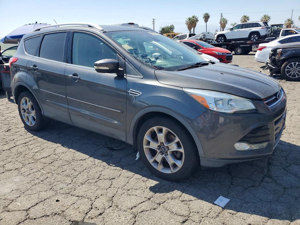 56155196 :رقم المزاد ، 1FMCU9JX8FUA08815 vin ، 2015 Ford Escape مزاد بيع