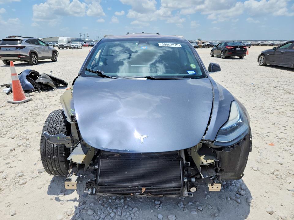 59063976 :رقم المزاد ، 5YJ3E1EA7KF300774 vin ، 2019 Tesla Model 3 مزاد بيع