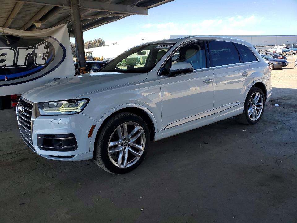 Продажа на аукционе авто 2017 Audi Q7, vin: WA1VAAF71HD011097, номер лота: 56460616
