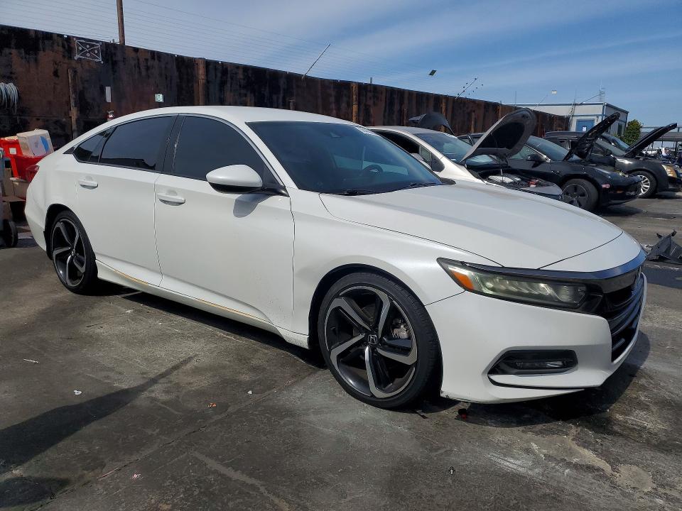 Aukcja sprzedaży 2018 Honda Accord, vin: 1HGCV1F37JA213854, numer aukcji: 56455026