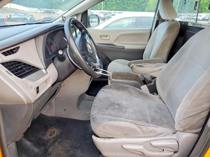 2016 Toyota Sienna მანქანა იყიდება აუქციონზე, vin: 5TDZK3DC2GS718146, აუქციონის ნომერი: 57137126