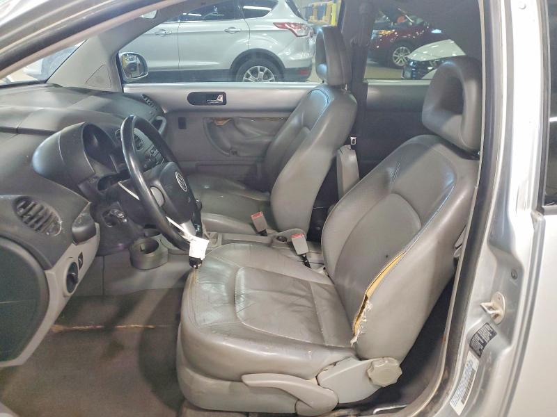 55050236 :رقم المزاد ، 3VWCP21CX2M439989 vin ، 2002 Volkswagen New Beetle مزاد بيع