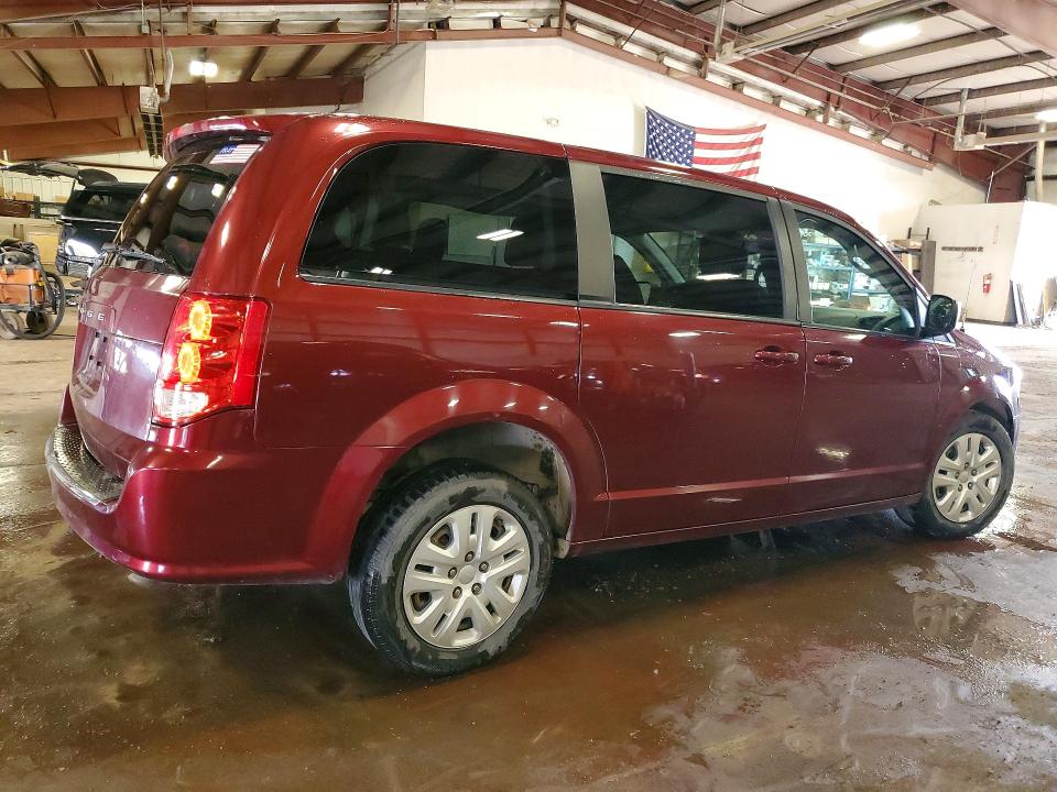 56576866 :رقم المزاد ، 2C4RDGBG1JR137275 vin ، 2018 Dodge Grand Caravan مزاد بيع